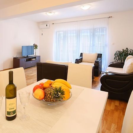 Apartments Pegasus Lux Будва Стая снимка