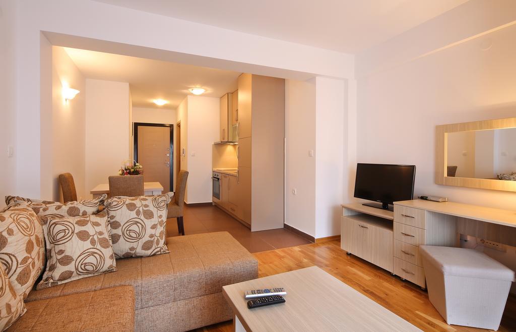 Apartments Pegasus Lux Будва Стая снимка