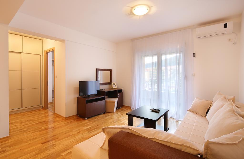 Apartments Pegasus Lux Будва Стая снимка