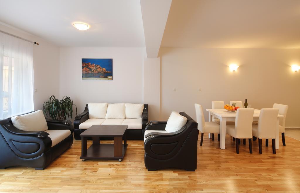 Apartments Pegasus Lux Будва Стая снимка