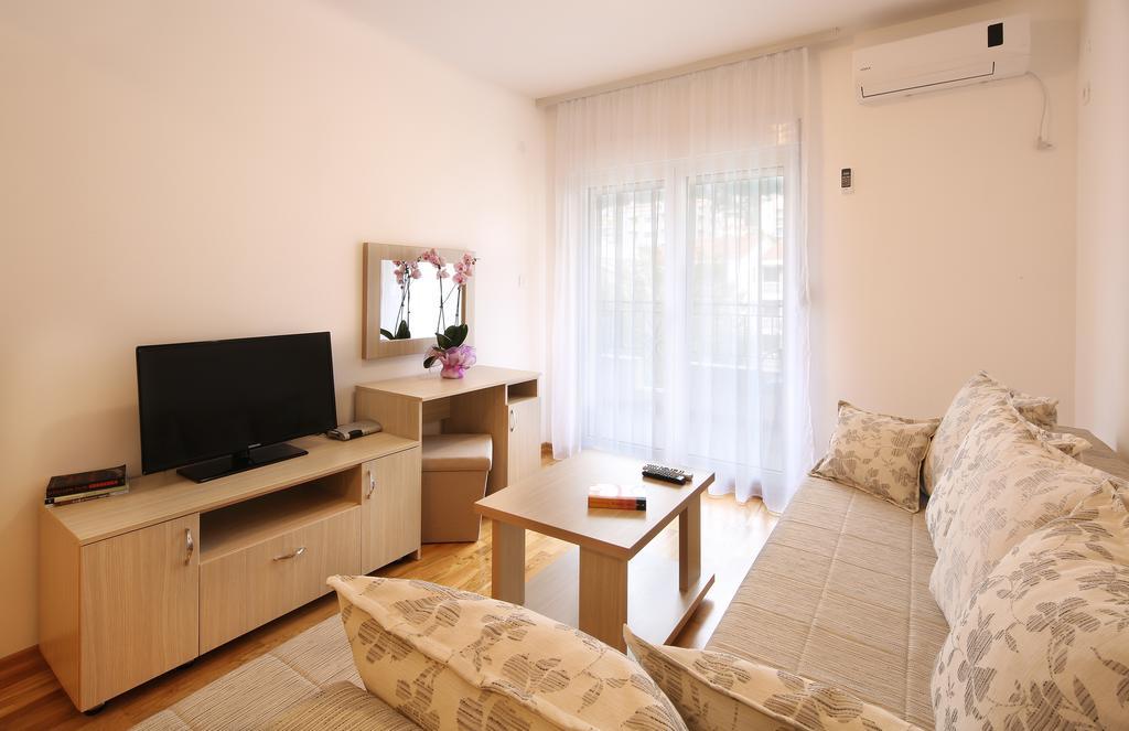 Apartments Pegasus Lux Будва Стая снимка